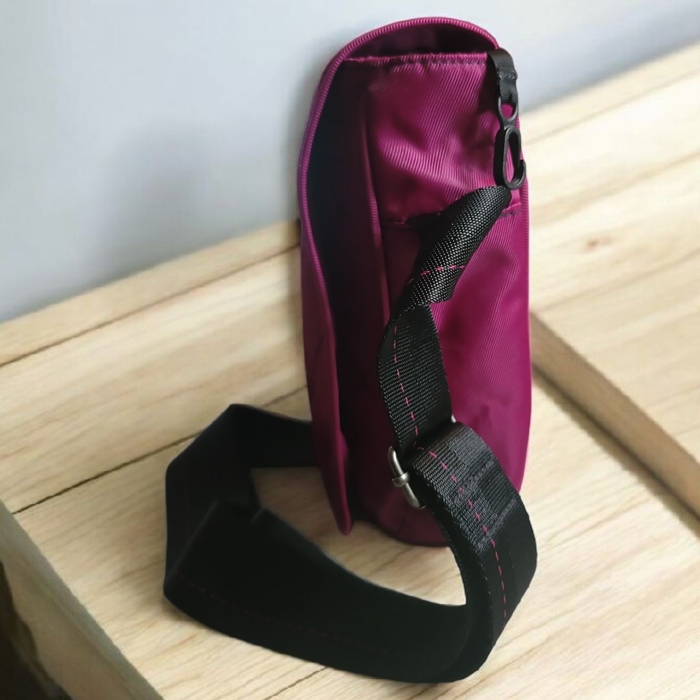 The North Face Unisex Quilted Nylon Crossbody Bag EUC - Picture 2 of 8